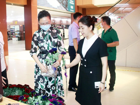 6966集团-不凡成就非凡,相信品牌的力量