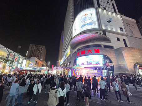 6966集团-不凡成就非凡,相信品牌的力量