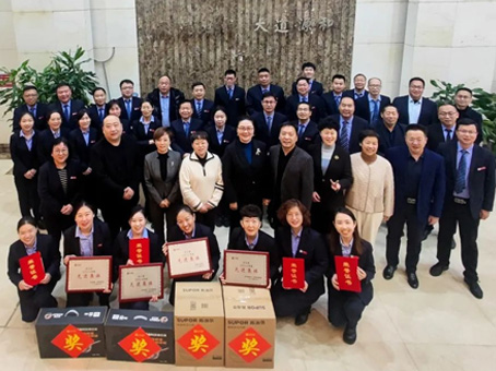 6966集团-不凡成就非凡,相信品牌的力量