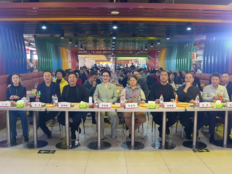 6966集团-不凡成就非凡,相信品牌的力量